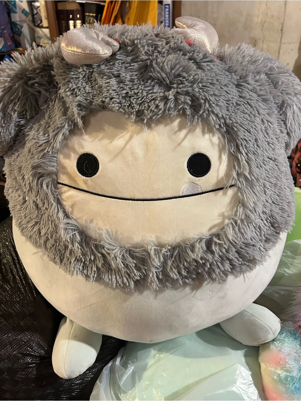 Squishmallow Evita